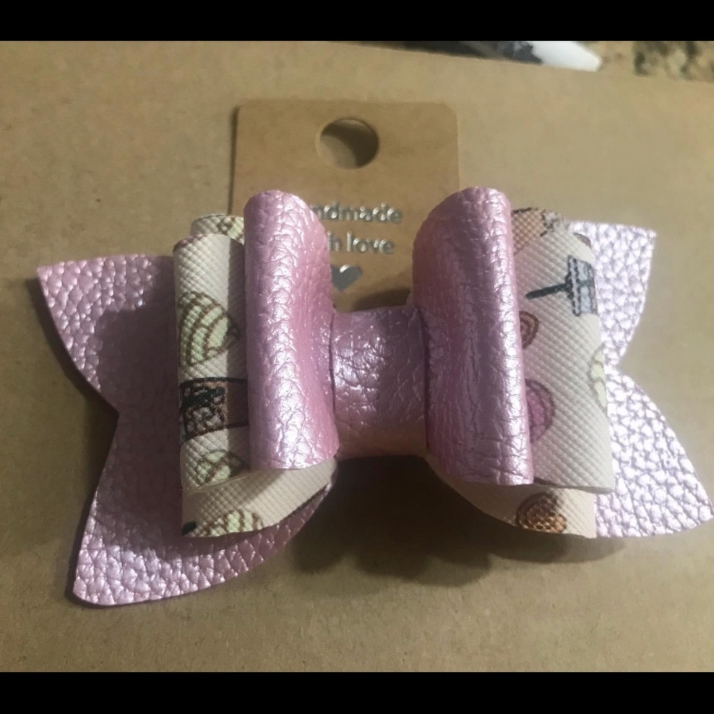 Fauxleather bows